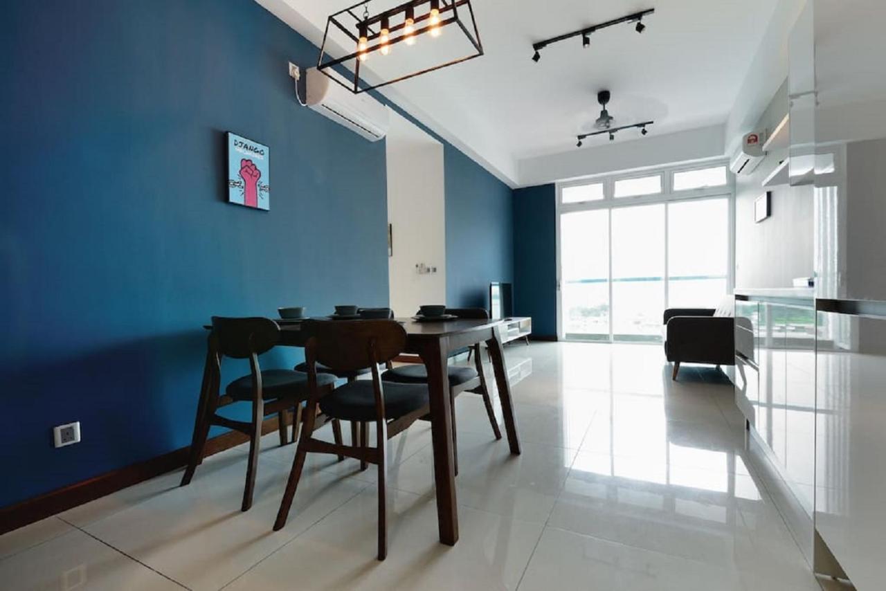Experience The Coast - Hostahome Suites At Paragon Residence Near Downtown Johor Bahru Exterior foto